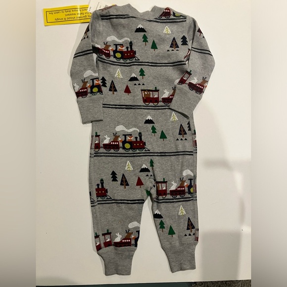 NWT - Winter - trains w/ animals - Hanna Andersson Organic pajamas - Size 3-6 m - Picture 5 of 7